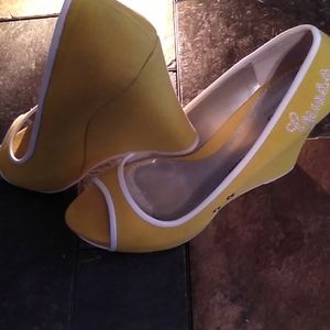 Women's Shoes